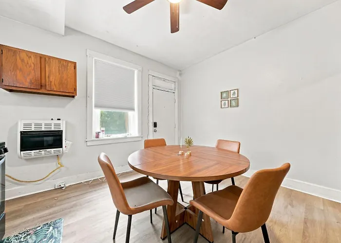 1br 1bath Cozy In The Hill District Apartment *